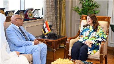 وزيرة الهجرة تستقبل أحد أعضاء الجالية المصرية في بولندا لبحث سبل تذليل التحديات التي تواجه المصريون هناك