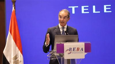 وزير الاتصالات: أهمية ضمان حيادية البيانات وتوافر الكفاءات الرقمية لجذب الاستثمارات فى مجال الذكاء الاصطناعى