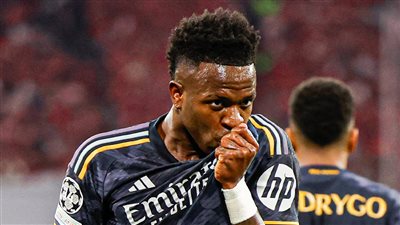 شوط أول ناري.. ريال مدريد يضرب بايرن ميونخ بهدف فينيسيوس
