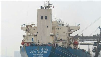 وصول 63 الف طن قمح روماني لسفاجا وتصدير 5 الف طن مواد غذائية من السويس