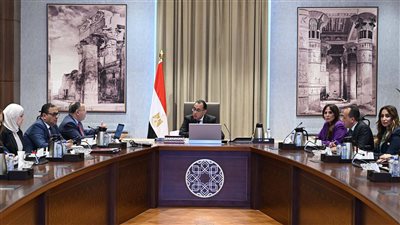 رئيس الوزراء يوجه ببدء حوار مجتمعى على وثيقة السياسات الضريبية لمصر 