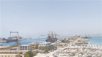 ميناء بورتوفيق البحري يستقبل 468 سيارة قادمة من السعودية