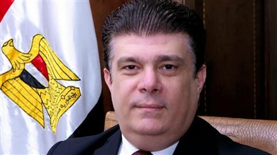 حسين زين يهنئ البابا تواضروس والأخوة الأقباط بمناسبة عيد القيامة المجيد