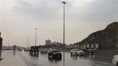 سقوط أمطار خفيفة.. 