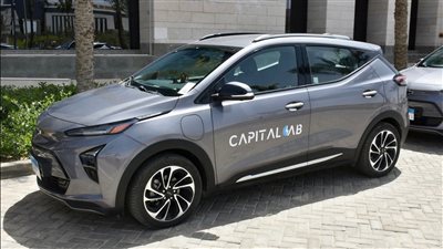 النقل: يومان ويبدأ التشغيل التجريبي للمرحلة الأولى من السيارات الكهربائية