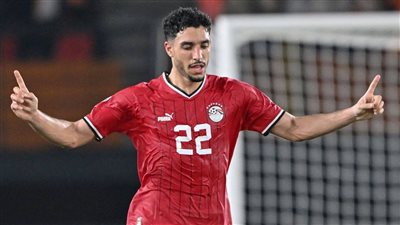 رفض تأجيل العملية.. حسام حسن يهاجم عمر مرموش قبل معسكر المنتخب