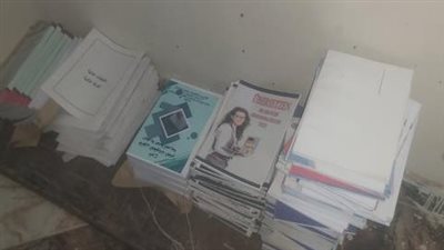 بدون تفويض من أصحاب الحقوق المادية والأدبية.. ضبط أكثر من آلف نسخة من الكتب التعليمية 