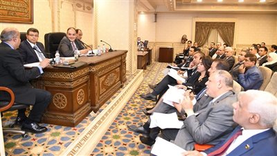 اقتصادية النواب تقر موازنة هيئة المعارض وتوصي بتغليظ عقوبة الإقامة دون ترخيص
