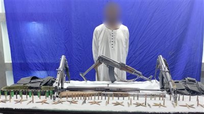 بدون ترخيص.. ضبط عاطل بتهمة الإتجار فى الأسلحة النارية بقنا