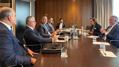 رئيس اقتصادية قناة السويس يشارك بفعاليات منتدى الأعمال المصري الهولندي