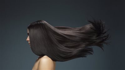 للحفاظ على صحة شعرك من أشعة الشمس.. فقط إتبعي هذه النصائح!!