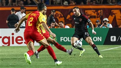 إصابة معلول.. شوط أول سلبي بين الأهلي والترجي بذهاب نهائي دوري الأبطال