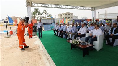 مناورة بحرية بترولية بالعلمين  بالتزامن مع حفر أول بئر بالمياه العميقة غرب المتوسط 