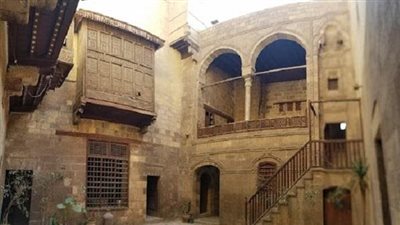 لإعادة توظيف منزل زينب خاتون الأثري.. غلق كلى لشارع محمد عبده