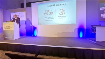 الهيئة العامة للاستثمار والمناطق الحرة تسعى لجذب استثمارات هولندية في الهيدروجين الأخضر