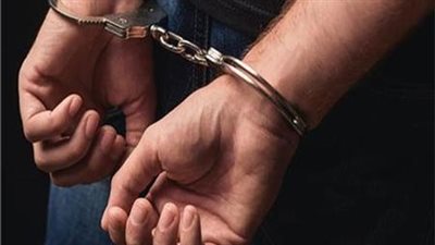 للنصب والإحتيال على المواطنين.. ضبط شخص بتهمة إدارة كيان تعليمى وهمى بالقاهرة