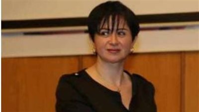 محترم وبيصلي.. حقيقة ارتباط مي نور الشريف بثري عربي