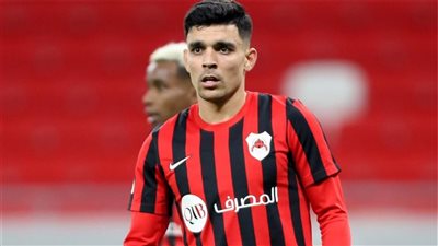 بيراميدز يرصد مليون ونصف دولار لخطف بن شرقي من الزمالك