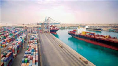 النقل: مشروع تطوير ميناء السخنة وفر 100 ألف فرصة عمل ويتم بشركات مصرية
