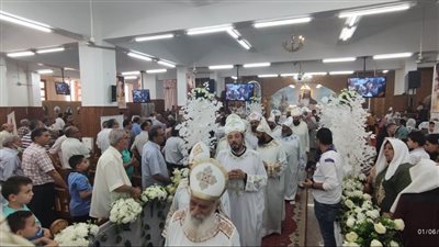 كنيسة الشهيد مارجرجس تشهد قداس خاص بالعيد العاشر لرسامة الأنبا بموا أسقفاً السويس 