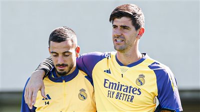 كورتوا حارسا.. ثلاثي هجومي يقود تشكيل ريال مدريد أمام دورتموند