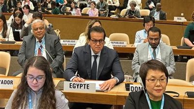 الدكتور خالد عبدالغفار يؤكد ضرورة تسريع وتيرة العمل للنهوض بصحة سكان إقليم شرق المتوسط