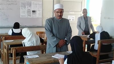  لليوم الثاني.. الهدوء يسود لجان إمتحانات الثانوية الأزهرية بالسويس