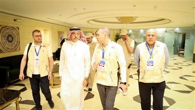 نائب وزير الصحة السعودي يزور مقر بعثة الحج الطبية المصرية في مكة