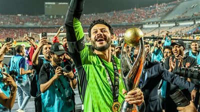 عقب التوقف الدولي.. الأهلي يحسم تجديد عقد محمد الشناوي