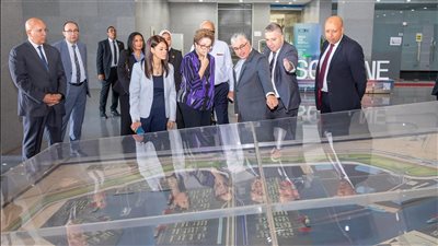 اقتصادية قناة السويس تستقبل وزيرة التعاون الدولي ووفد بنك التنمية الجديد NDB برئاسة ديلما روسيف