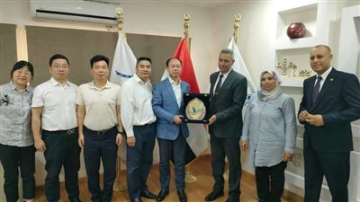وفد صيني في السويس لتفقد ميناء بورتوفيق لتعزيزعلاقات التعاون وتطوير الموانئ