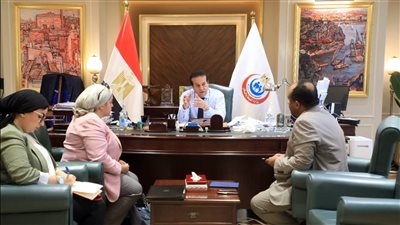 وزير الصحة يعقد اجتماعاً لمناقشة تطوير مستشفى جراحات اليوم الواحد بمدينة مرسى علم