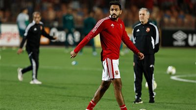 لا تأمن جماهير الأهلي.. شوبير لـ كهربا: 