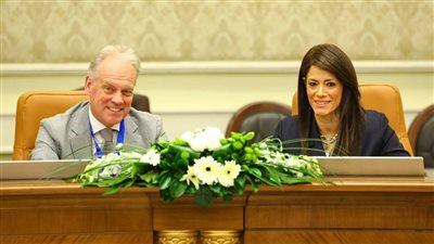 المشاط والمدير العام للمفوضية الأوروبية يعقدان مائدة مُستديرة مع المؤسسات الدولية