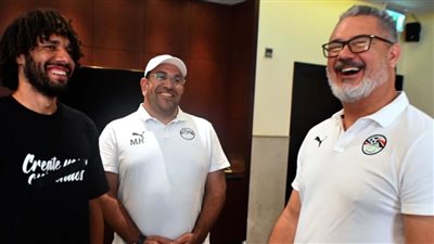 بالصور.. النني ينضم إلى معسكر منتخب مصر الأوليمبي