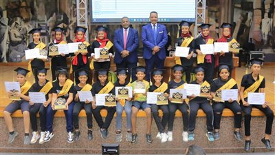 50 طفل ومراهق تخرجوا من مدرسة كوما وايدي للفنون والتراث خلال هذا العام