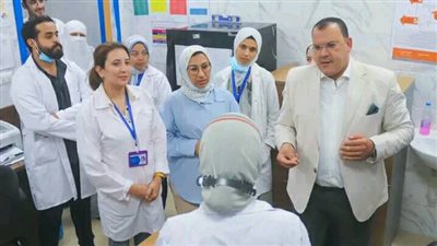 الحفناوي يتفقد مركز طب الإسرة بالإربعين في جولة مسائية