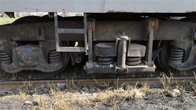 خروج عجلات عربة قطار مطروح محرم بك عن القضبان دون إصابات