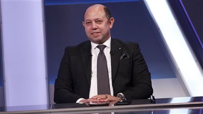 بعد تعرضه لأزمة قلبية مفاجئة.. نقل أحمد سليمان عضو مجلس إدارة الزمالك للمستشفى