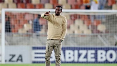 رسميًا.. الجنوب إفريقي موكوينا مديرًا فنيًا لنادي الوداد المغربي