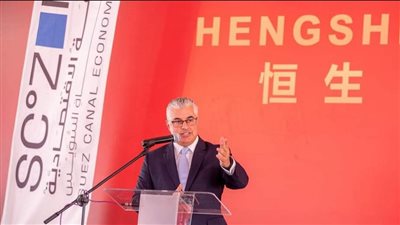 رئيس اقتصادية قناة السويس ومحافظ الإسماعيلية يشهدان وضع حجر الأساس لمصنع هنجشنج الصيني 