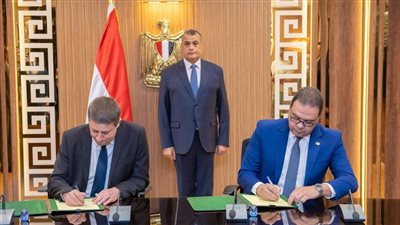 وزير الإنتاج الحربي يشهد توقيع اتفاقية تعاون بين 