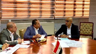 وزير التربية والتعليم يعقد اجتماعًا لمناقشة الاستعدادات لجاهزية المدارس للعام الدراسي الجديد 