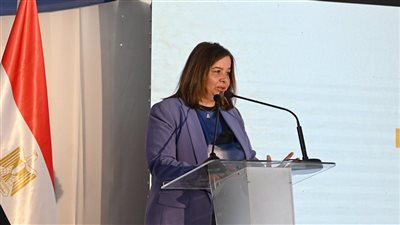 رئيس صندوق الإسكان الاجتماعي تستعرض أمام رئيس الوزراء موقف الإسكان الخاص بمنخفضي الدخل 