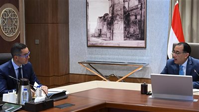 رئيس الوزراء يلتقي وزير الاستثمار والتجارة الخارجية