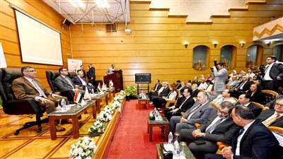 وزير الإسكان يشارك في ندوة الدليل الإرشادى لتصميم المستشفيات والمنشآت الصحية الخضراء الجديدة والقائمة