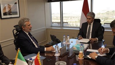 وزير السياحة والآثار وسفير إيطاليا بالقاهرة يبحثان آليات التعاون بين البلدين في مجال السياحة والآثار