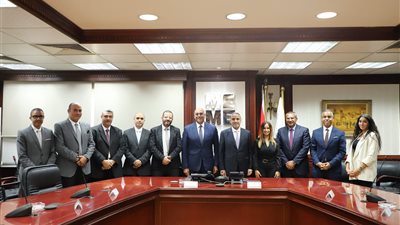 رحمي: 75 مليون جنيه من جهاز تنمية المشروعات لتمويل المشروعات الصغيرة بنظام التخصيم التجاري 