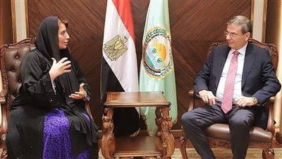 وزير الزراعة يبحث مع سفيرة الإمارات بالقاهرة تعزيز التعاون في مجال الاستثمار الزراعي 