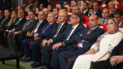 الوزير يشهد حفل تخرج لطلاب مدرسة السويدى للتكنولوجيا التطبيقية  